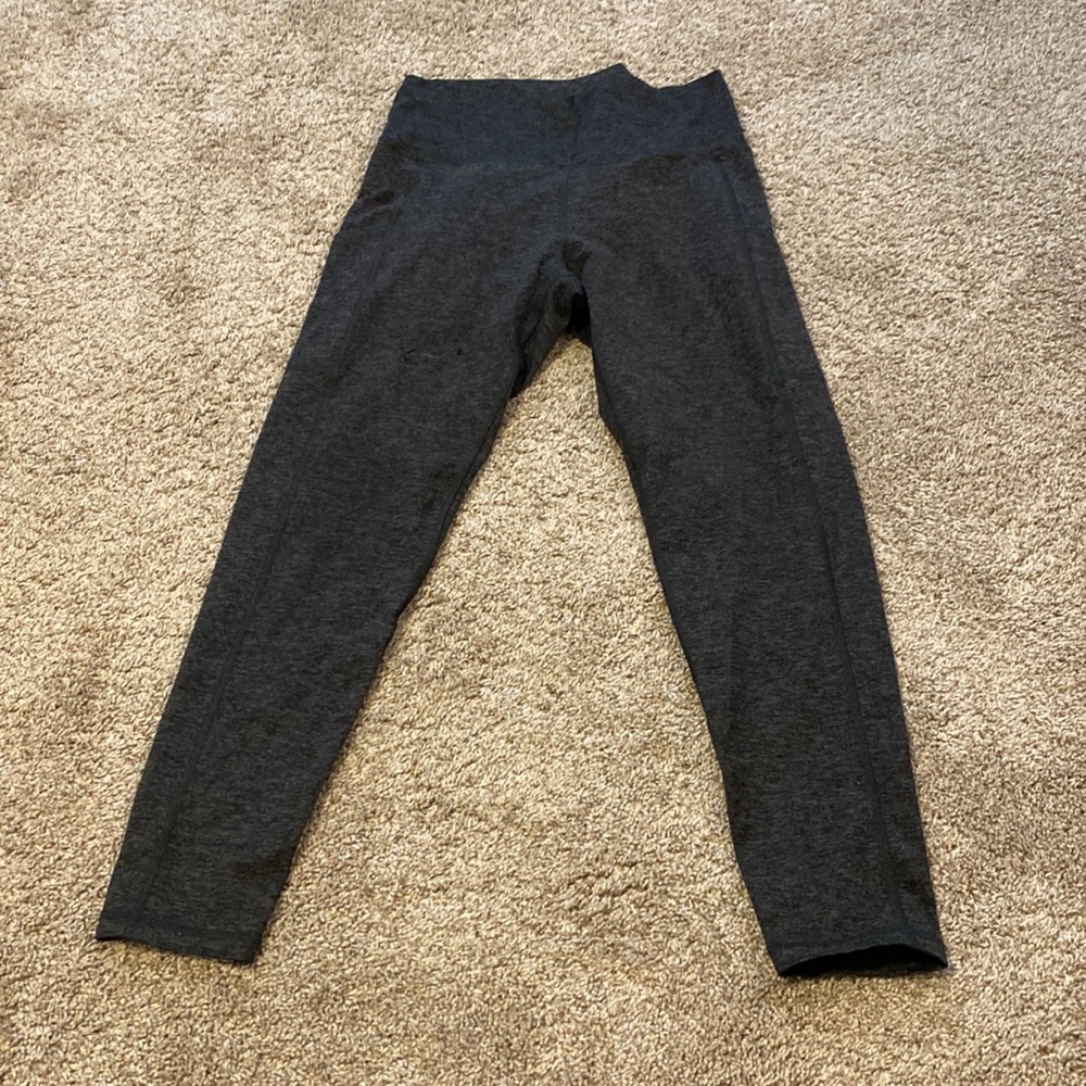 gray aerie leggings